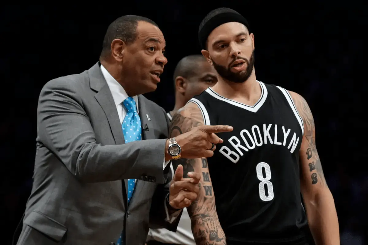 Baloncesto profesional de máximo nivel representando experiencia NBA